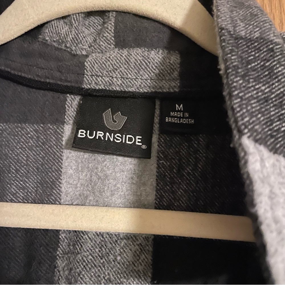 Flannel - Picture 4 of 4